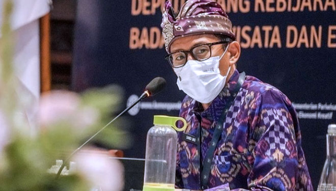 Menteri Pariwisata dan Ekonomi Kreatif Republik Indonesia (Menparekraf RI), Sandiaga Salahuddin Uno dalam kunjungan kerja di Bali (foto: Instagram/Sandiaga Uno)