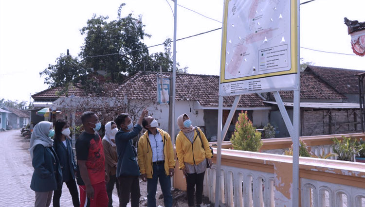 KKN Mahasiswa Unitomo, Implementasikan Bebagai Program Tematik Bencana
