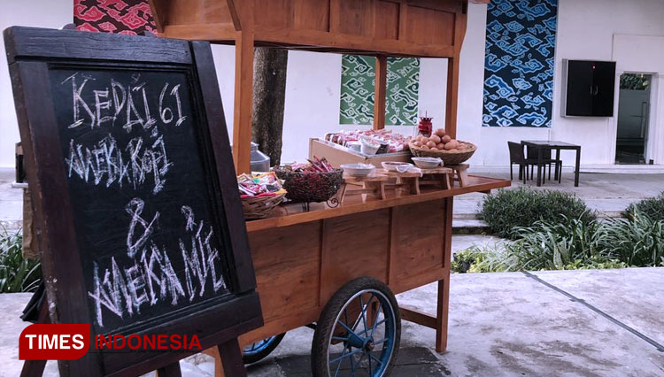 Metland Hotel hadirkan atmosfer baru melalui angkringan 61, dengan hidangan berbagai varian yang cantik nan nikmat. (FOTO: Dok Metland Hotel Cirebon for TIMES Indonesia)