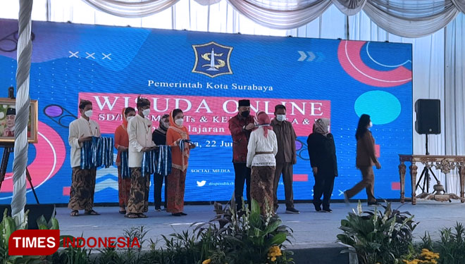 Dispendik Kota Surabaya Luluskan 46.256 Siswa SD dan 42.000 Siswa SMP