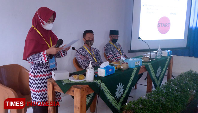 Dr Tuswadi c