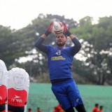 Kiper Arema FC Berduka, Kekasih Maringa Dikabarkan Meninggal Dunia