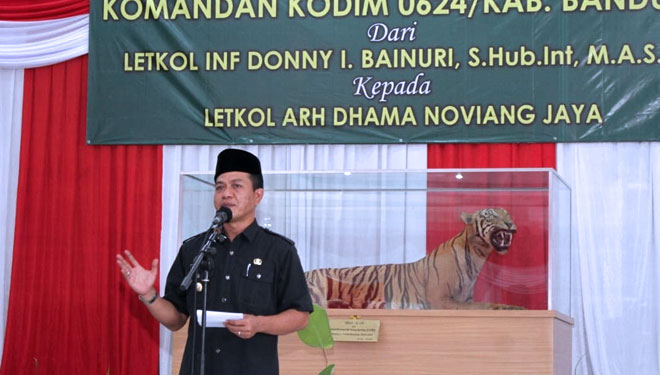 Bandung Dadang Supriatna b