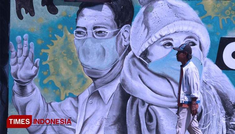 Mural-di-kota-Surabaya-dijadikan-sebagai-media-sosialisasi-prokotol-kesehatan.jpg