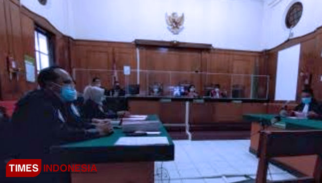 Ilustrasi - Sidang di Pengadilan Negeri Surabaya. PSI Jatim siapkan bantuan hukum gratis bagi warga. (FOTO: dok. TIMES Indonesia) 