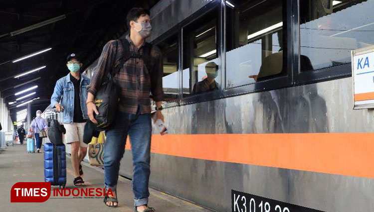 Stasiun Kereta Api Tasikmalaya a