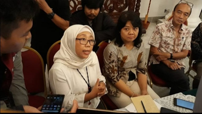 Anggota Tim Gubernur untuk Percepatan Pembangunan (TGUPP) Tatak Ujiyati saat memberikan keterangan pers di Jakarta (foto: Dokumen/Cendananews)