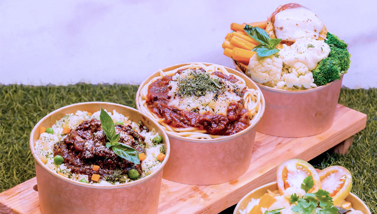 Sajian menu take away DoubleTree by Hilton Surabaya. (Foto: DoubleTree by Hilton Surabaya) 