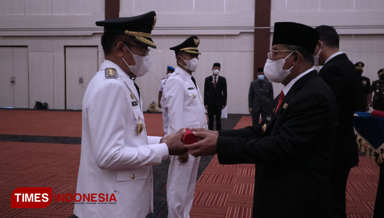pelantikan Bupati Halmahera 2