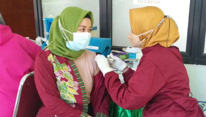 Bantu Pemerintah Atasi Covid-19, Puslatpur Marinir 4 Purboyo Gelar Serbuan Vaksinasi