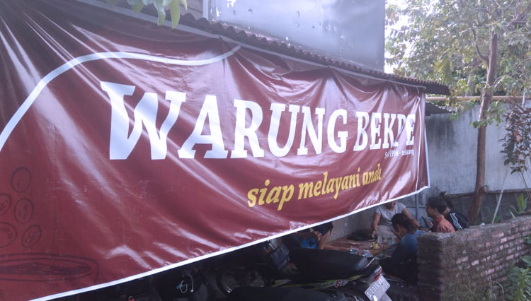 The look of Warung Bekpe at Ngumpul, Jogoroto, Jombang, from the outside. (PHOTO: Anggit for TIMES Indonesia)