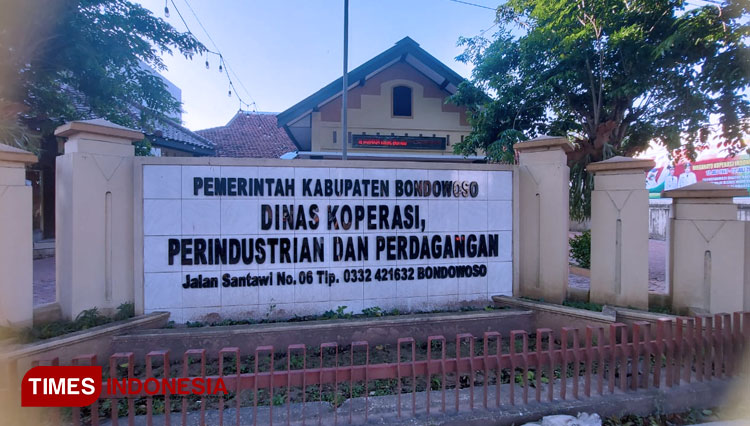 Kantor Dinas Koperasi, Perindustrian dan Perdagangan Pemkab Bondowoso (FOTO: Moh Bahri/TIMES Indonesia)