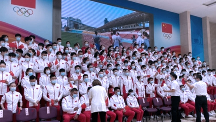 Delegasi China yang terdiri dari 298 atlet wanita dan 133 atlet pria, akan bertanding dalam 225 cabang olahraga yang dijadwalkan dibuka pada 23 Juli. (FOTO: Global Times/CCTV)