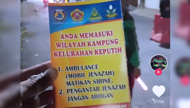 Stiker ambulans dilarang menyalakan sirine. (Foto: tangkap layar Tik Tok @abhy yoe ikhoe ALtb'gh)  