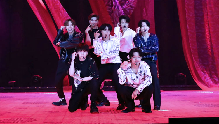 Grup K-Pop BTS (FOTO: teenvogue.com)