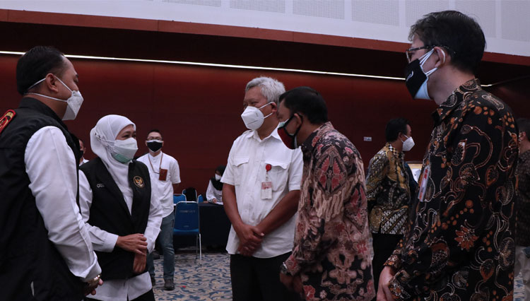 Bank Jatim Sukseskan Program VaksinasiBersama Sektor Jasa Keuangan