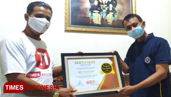 Edy Wahono, aktivis lingkungan yang menerima penghargaan Anugerah TIMES Indonesia kategori special achievement. (Foto: Afifudin For TIMES Indonesia)