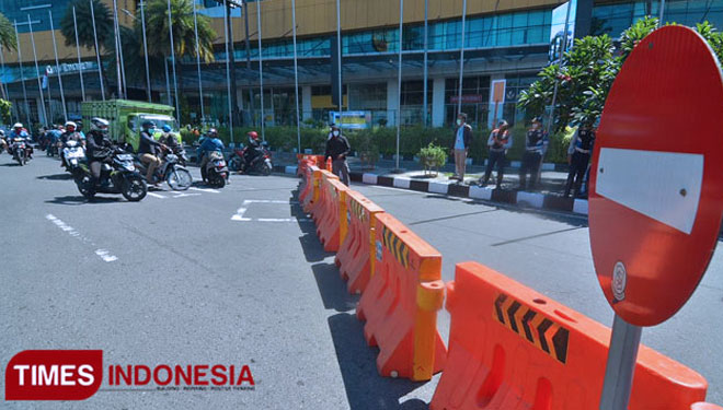 Pembatasan mobilitas saat pelaksanaan PPKM oleh Satgas Covid-19. (Foto: dok. TIMES Indonesia)