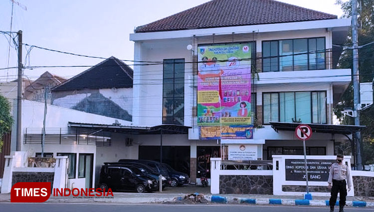 Kantor Dinas Koperasi dan Usaha Mikro (Dinkopum) Kabupaten Jombang yang berada di Jl. Gus Dur Jombang (FOTO: Rohmadi/TIMES Indonesia)