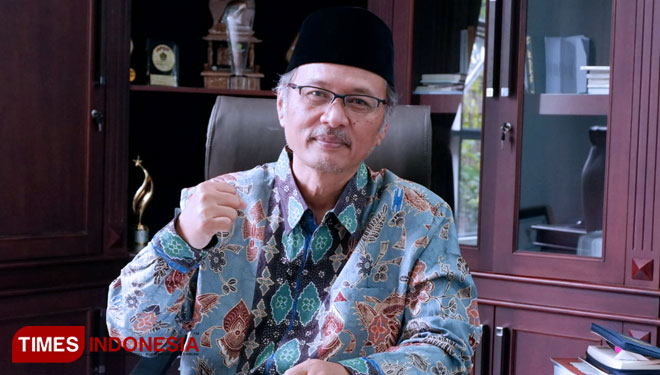 Lewat Puisi, Prof Abdul Haris Curahkan Rasa Syukur Atas Jabatan Rektor UIN Maliki