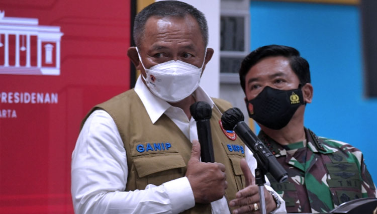 Ketua Satuan Tugas (Satgas) Penanganan Covid-19 Ganip Warsito saat memberikan keterangan pers di Jakarta (FOTO: Dokumen/BNPB)