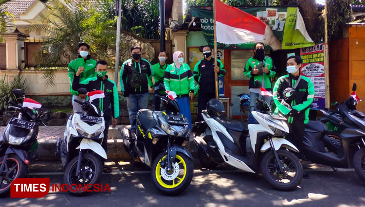 Sambut HUT ke-76 RI, Polres Bondowoso Ajak Ojol dan Warga Kibarkan Bendera Merah Putih