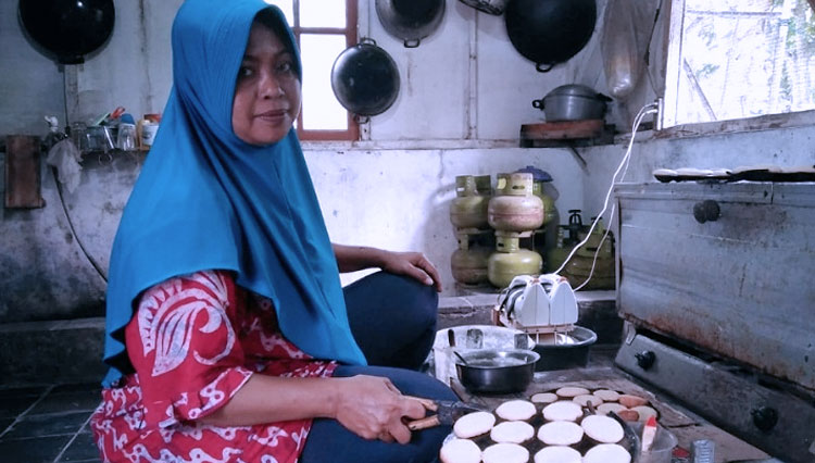 Bolu Kijing Bang Opan Padaherang Bikin Susi Pudjiastuti Ketagihan