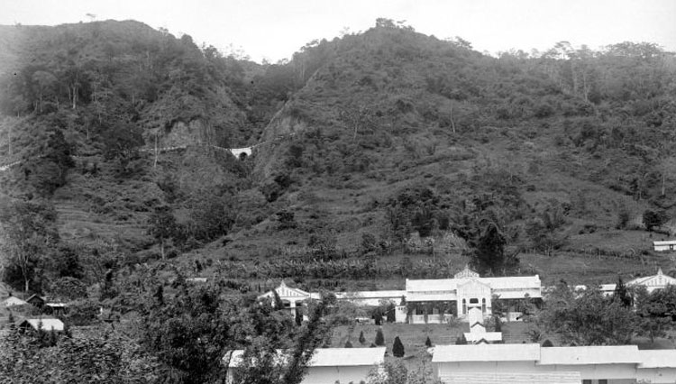 The Sanatorium Batoe dari masa ke masa, rumah sakit di Kota Batu ini didirikan untuk menangani penyakit menular dengan jangka waktu lama. (tropenmuseum & RS KH for TIMES Indonesia)