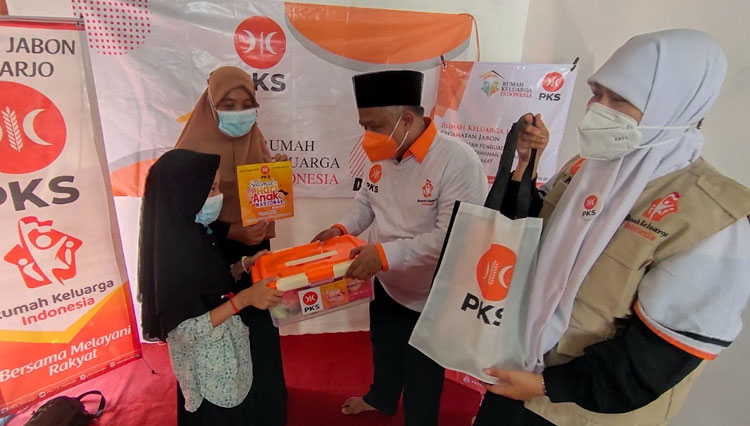 PKS Sidoarjo peringati hari anak c