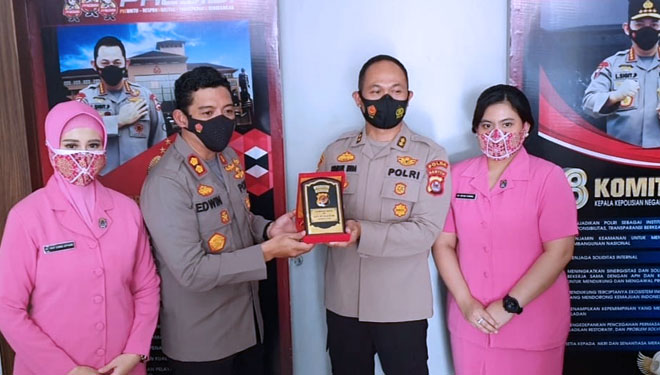 Kapolres Majalengka b