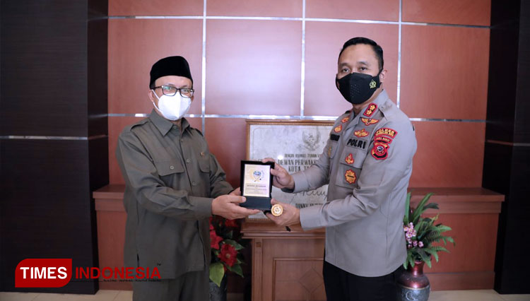 Aszhari-Kurniawan-3.jpg