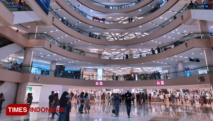 Mall (FOTO: DOk