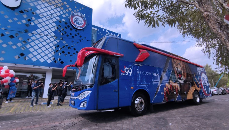 Luar Biasa, Bus Tim dan Mess Mewah Jadi Kado Indah 34 Tahun Arema FC