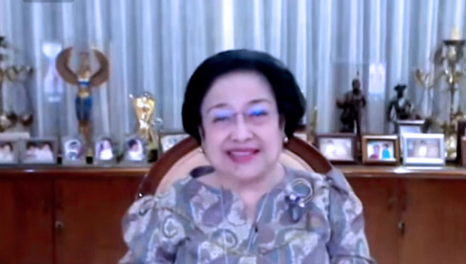 Presiden ke-5 RI Megawati Soekarnoputri saat hadi di acara HUT Ke119 Bung Hatta, Kamis 12 Agustus Kemarin. (FOTO: Dok. BKN PDI Perjuangan)