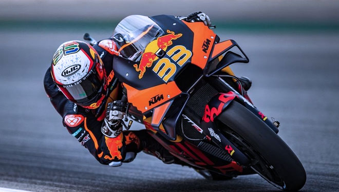 Aksi Brad Binder saat balapan (Foto: Instagram Brad Brinder)