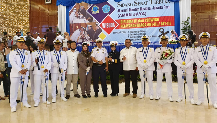 Alumni Akademi Maritim Nasional 3