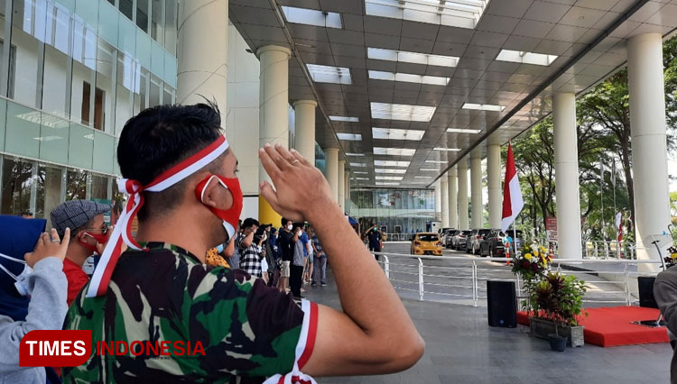 National Hospital menggelar mengheningkan cipta di 10.17 (Foto: Shinta Miranda/TIMES Indonesia)