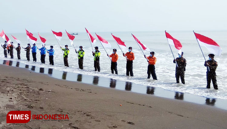 Upacara HUT RI GP Ansor Tegal a
