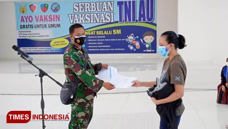 Vaksinasi di lanud Abd Saleh 2