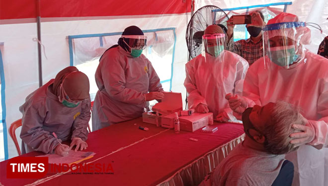 Rapid Antigen yang dilakukan Dinkes Kabupaten Malang. (Foto : Binar Gumilang/TIMES Indonesia)