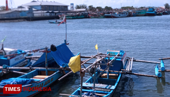 Perahu nelayan c