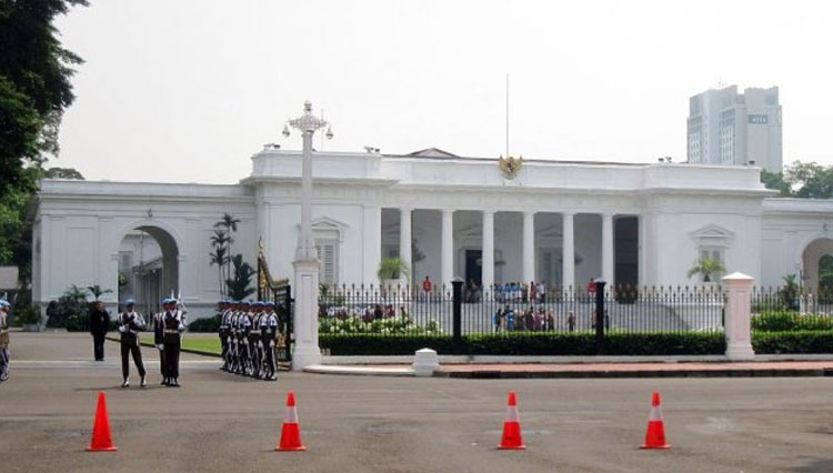 Istana Merdeka (Foto: Wikimedia Commons Gunawan Kartapranata)