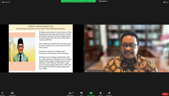Direktur Pascasarjana Unisma Prof Mas'ud Said saat menjadi pemateri Webinar oleh OSIS SMA Islam Sabilillah Malang. (Foto: Tangkapan layar Zoom)