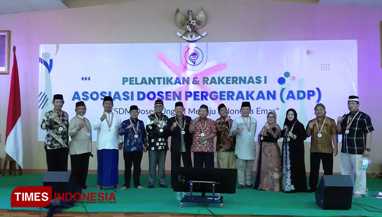 Pengurus Asosiasi Dosen Pergerakan usai pelantikan pengurus. (FOTO: ADP for TIMES Indonesia)