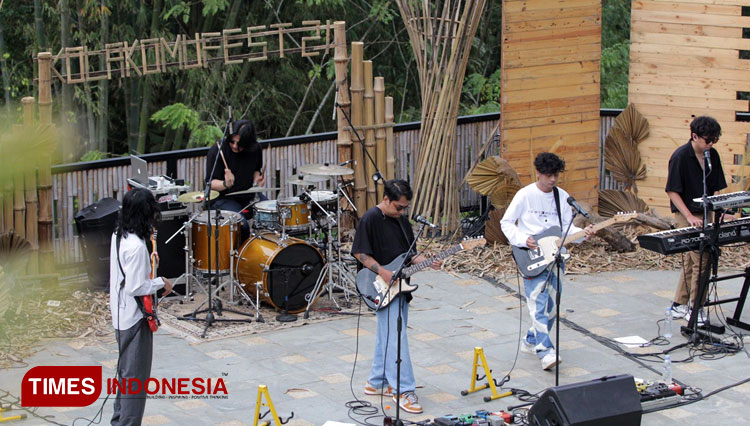 UNMER Malang Gelar Konser Amal Kolakomu Fest 2021