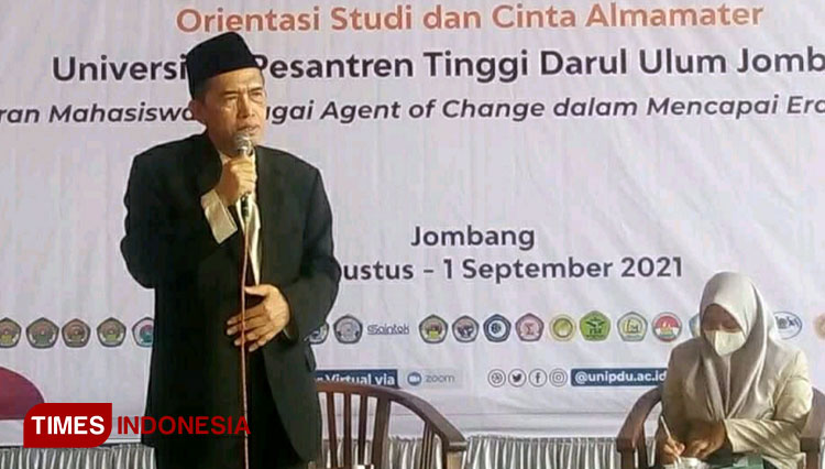 KH Zaimuddin Wiyaja Asad Wakil Rektor Unipdu Jomban