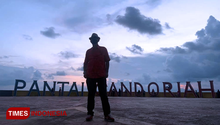 Dwi-Marhen-Kepala-Dinas-Pariwisata-dan-Kebudayaan-Kota-Pariaman.jpg