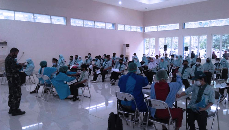 Vaksinasi Lanud Abdulrachman Saleh 2