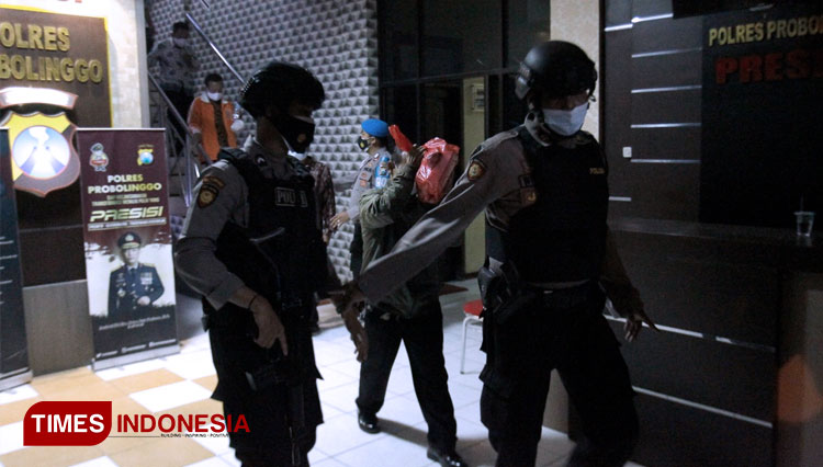 KPK Bawa 17 Tersangka Jual Beli Jabatan Pj Kades ke Jakarta
