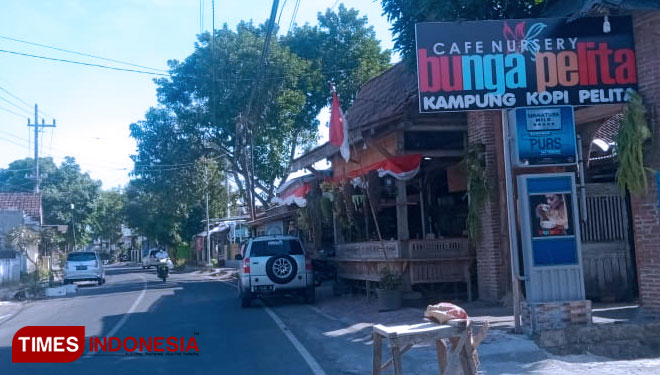 Cafe Bunga salah satu di cafe di Kampung Kopi Pelita (FOTO: Moh Bahri/TIMES Indonesia)